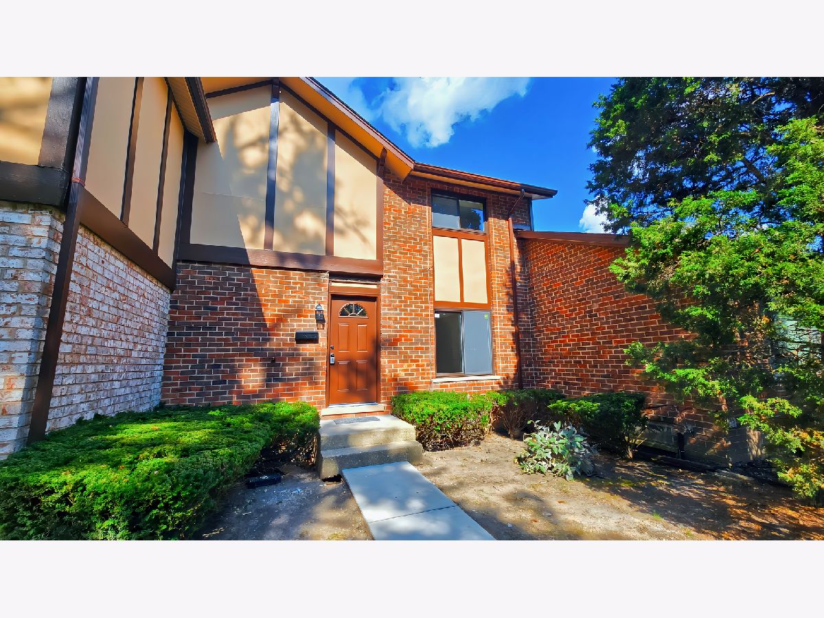 For Sale Villa Park Illinois, 18W152 16th Street
