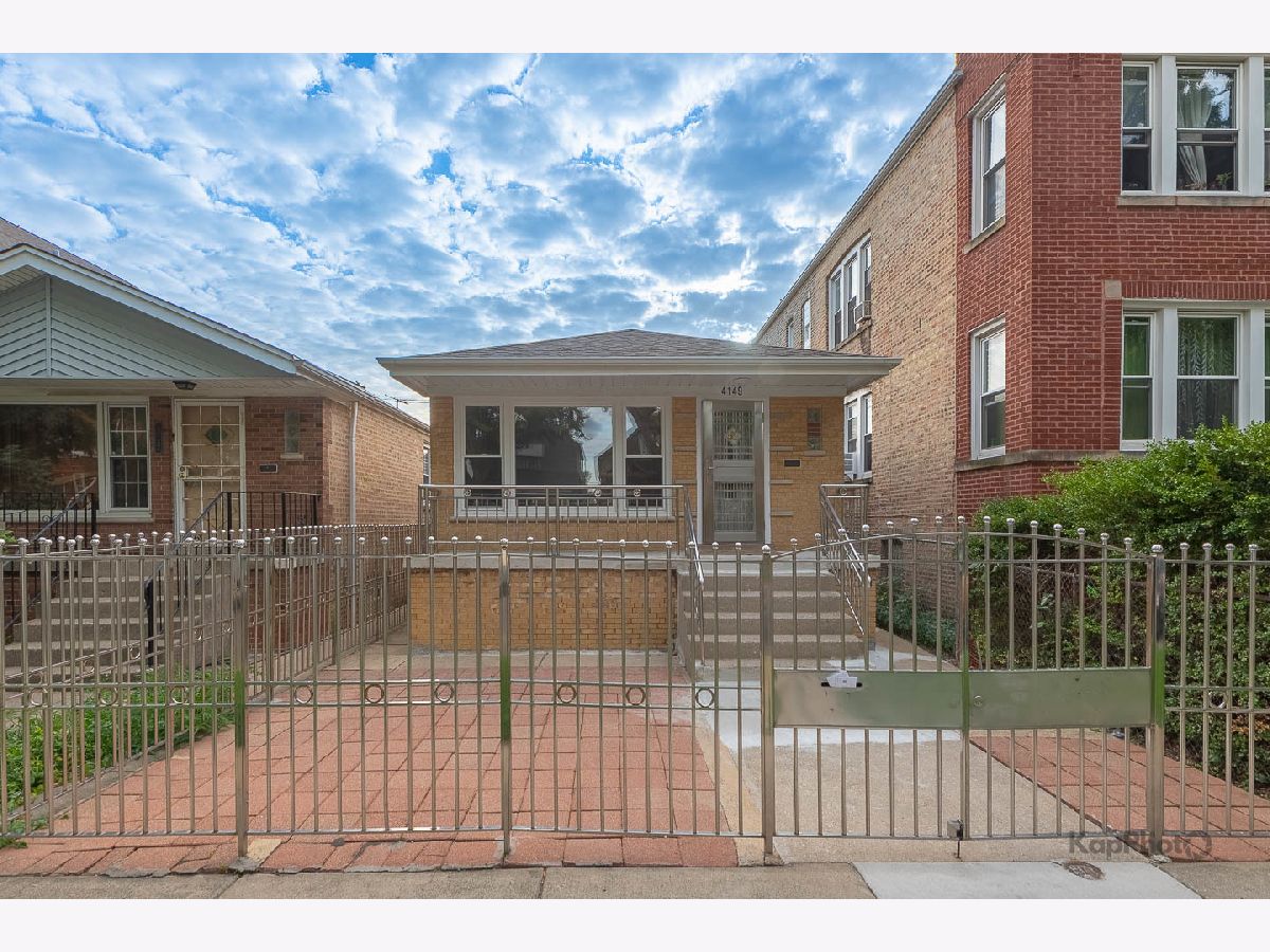 For Sale Chicago Illinois, 4149 Rockwell Street