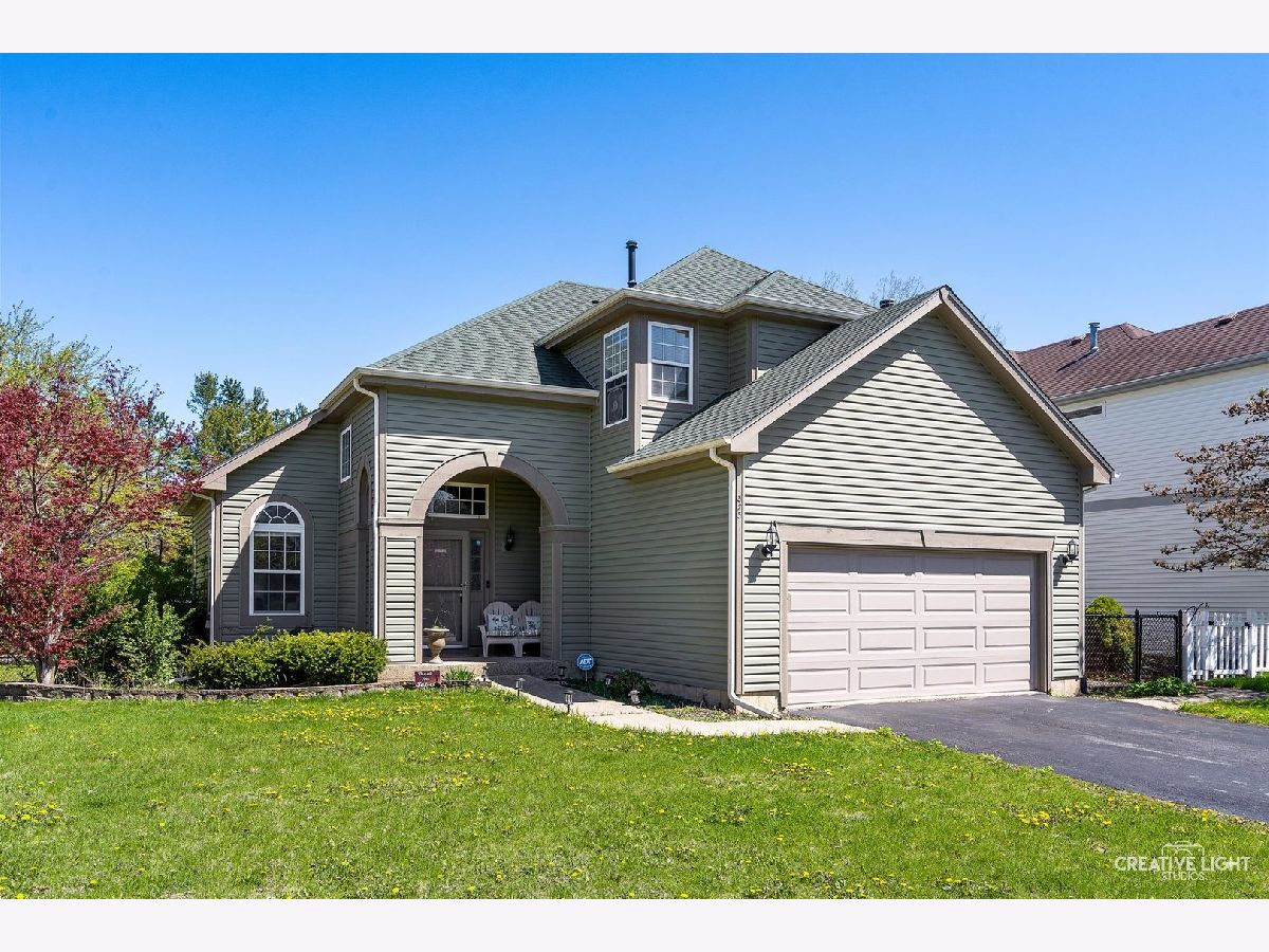  For Sale Round Lake Illinois, 373 Wagonwood Road