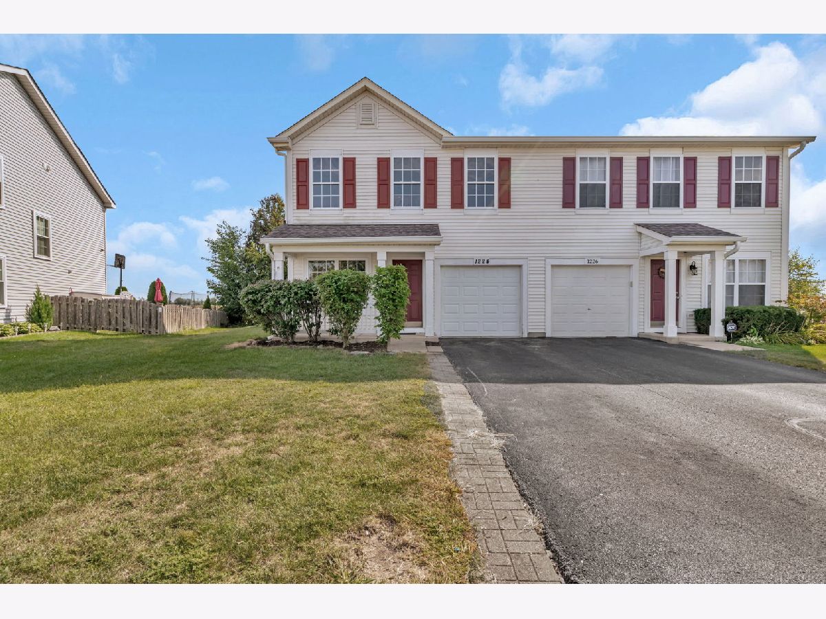  For Sale Minooka Illinois, 1224 Burns Lane