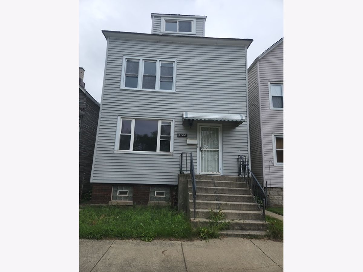  Rented Chicago Illinois, 8144 Brandon