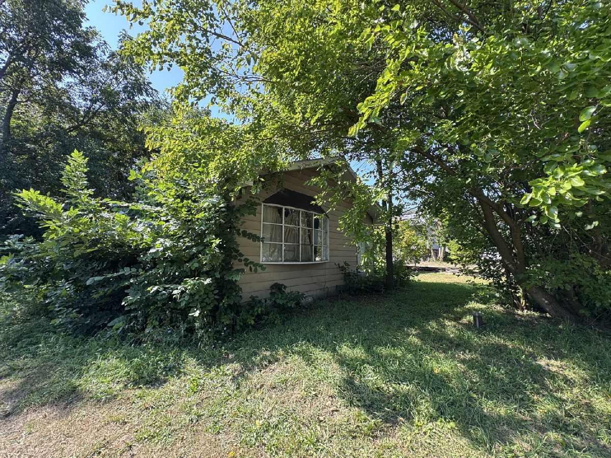 Sold West Chicago Illinois, 29W207 Lester