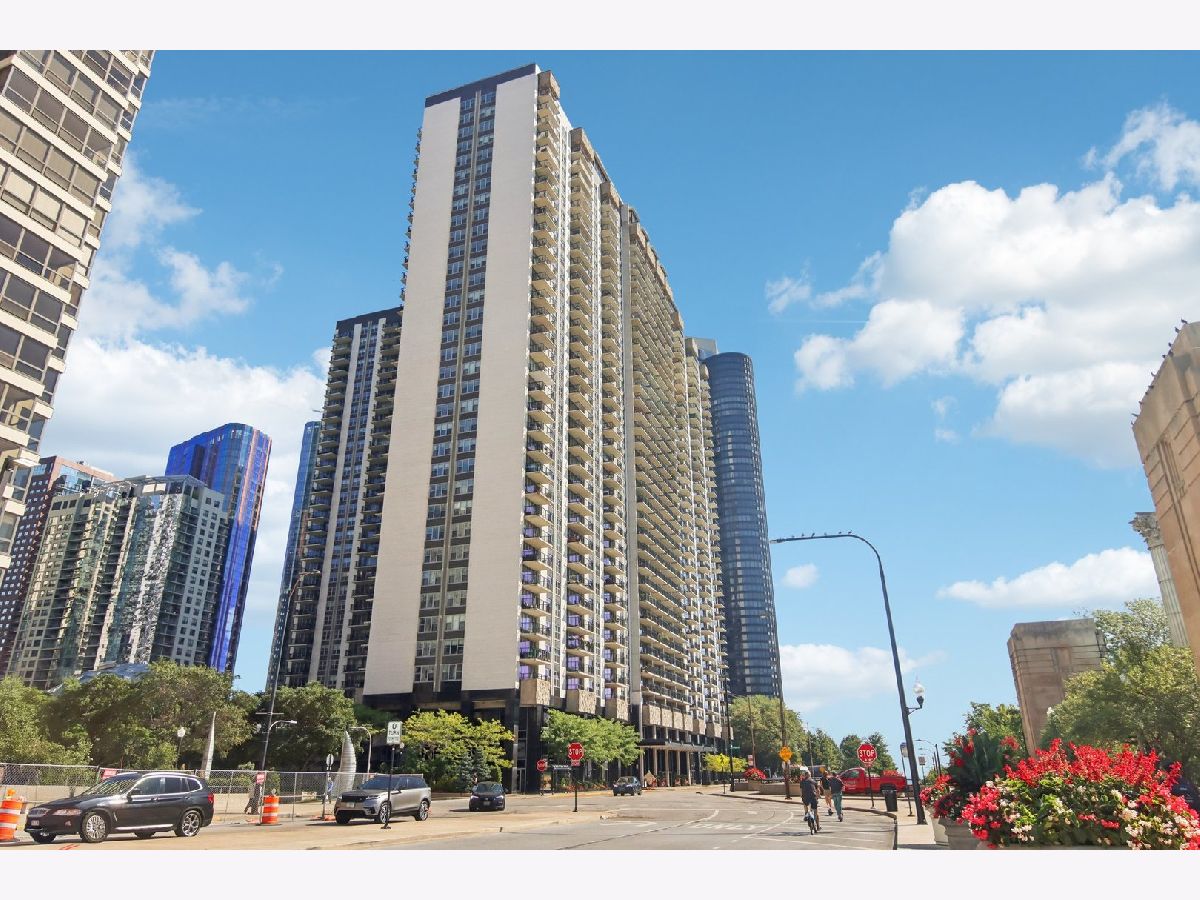  Sold Chicago Illinois, 400 Randolph