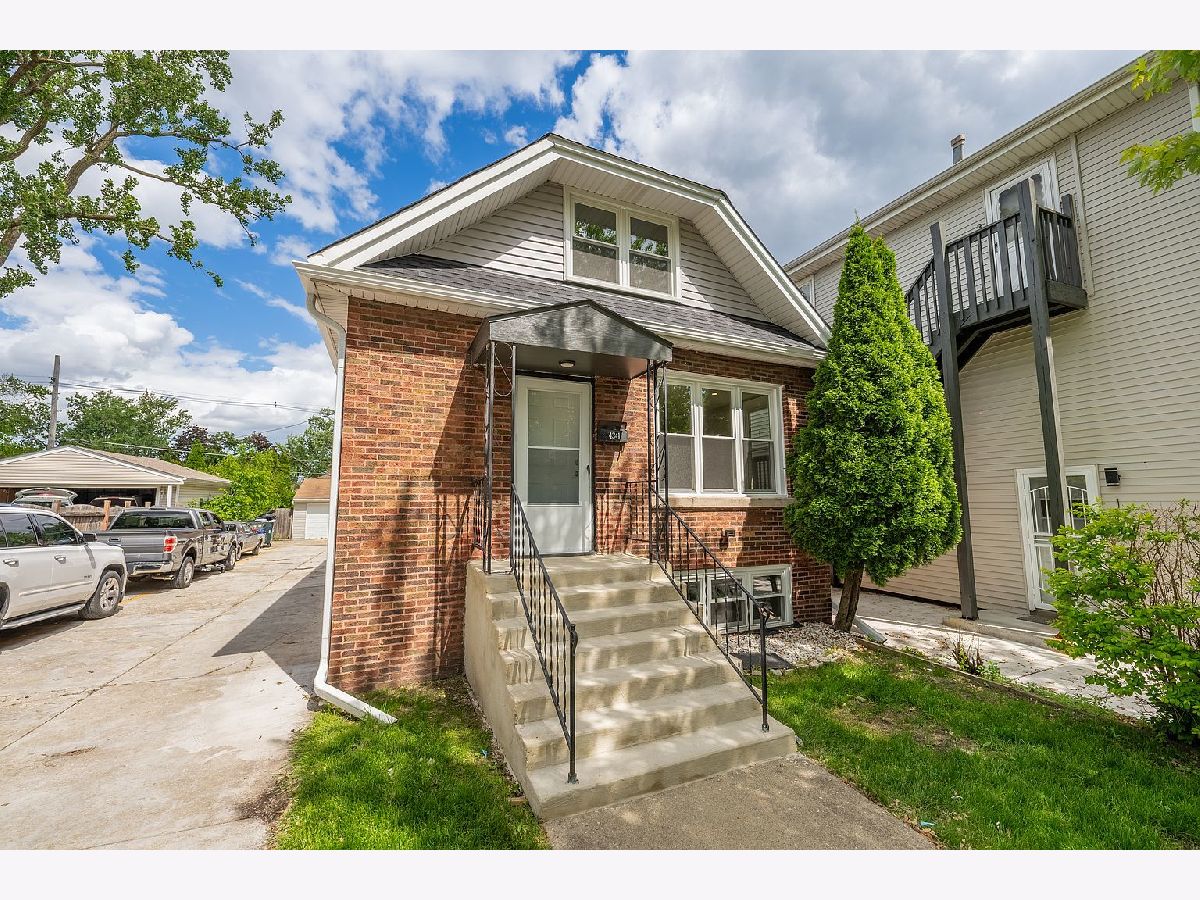 Rented Berwyn Illinois, 4341 Wisconsin