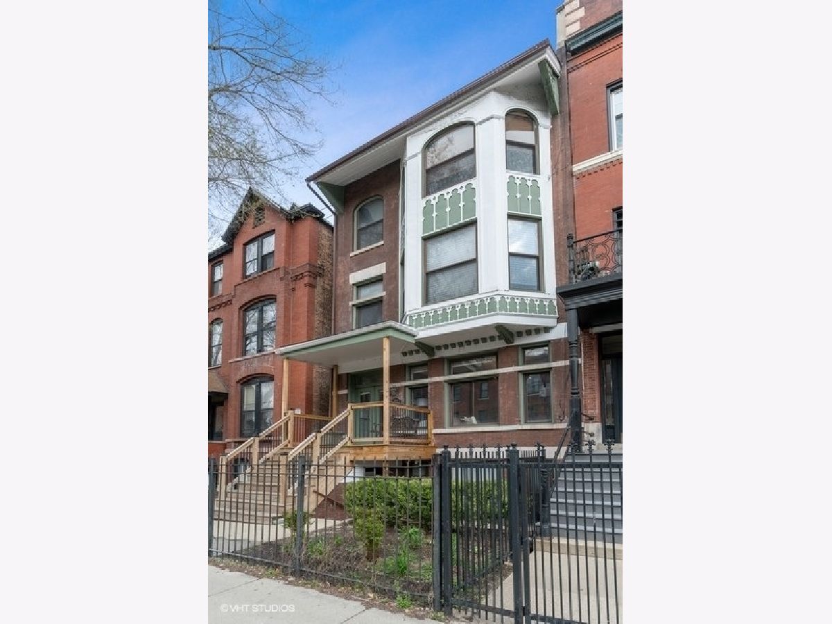  Rented Chicago Illinois, 844 Fullerton