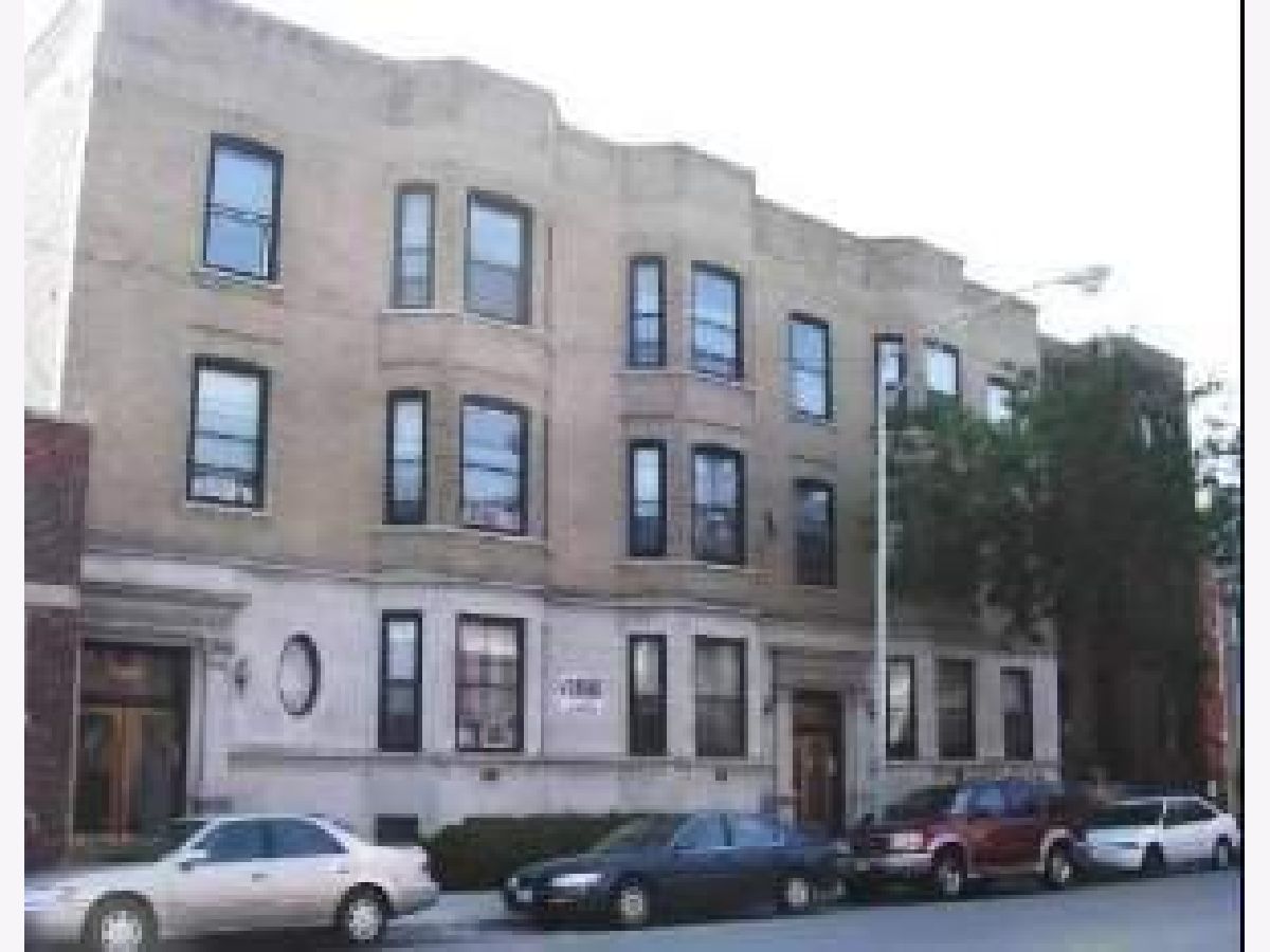 Rented Chicago Illinois, 1011 Oakley