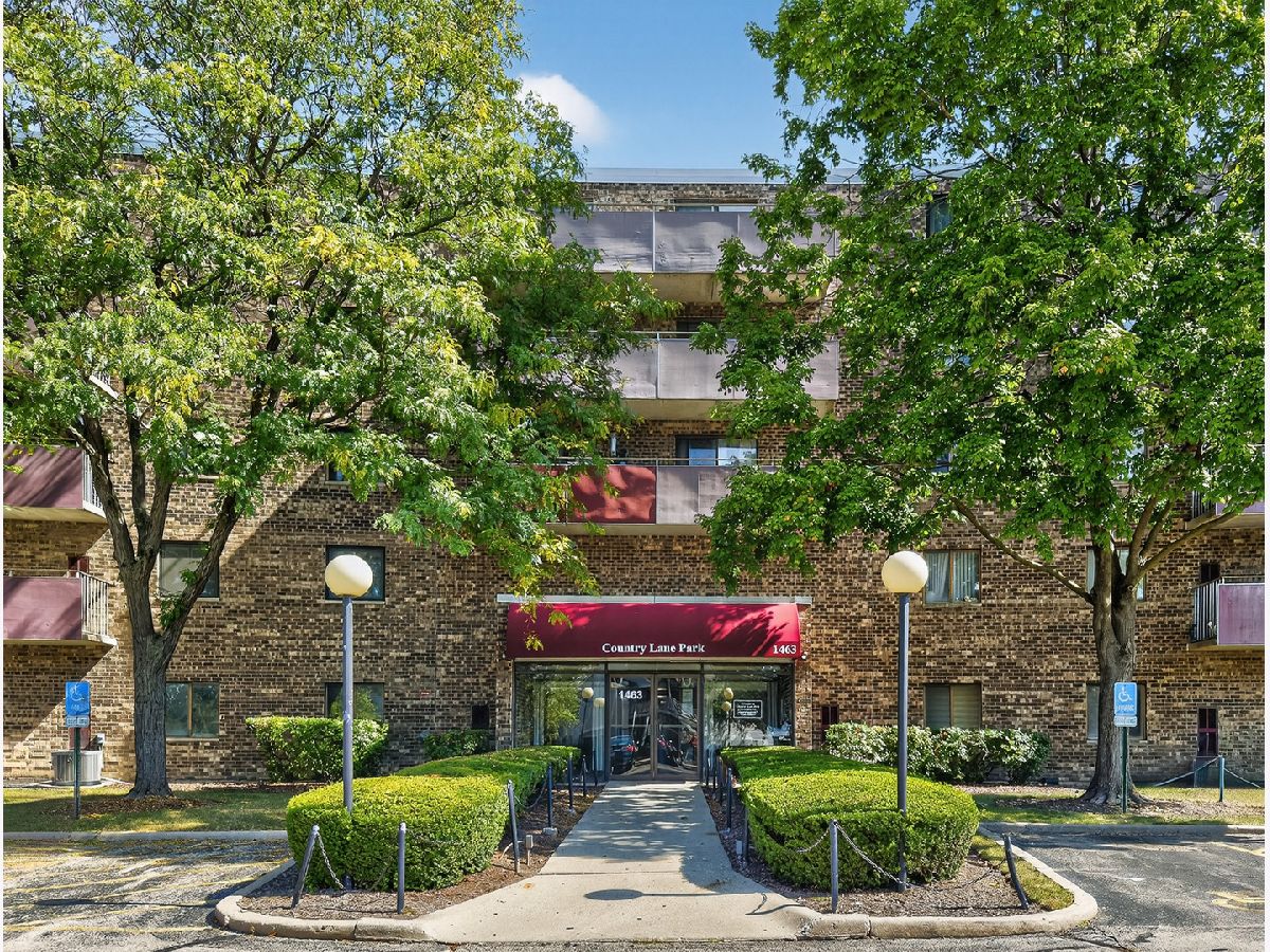 Condominiums For Sale Country Lane Park Schaumburg Illinois, 1463 Mercury Drive