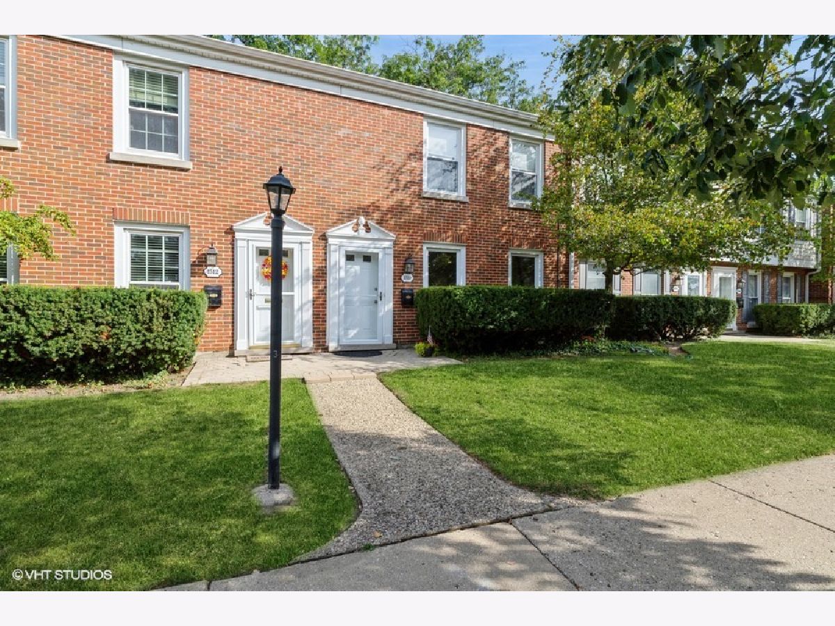  Rented Glenview Illinois, 1510 Pebblecreek