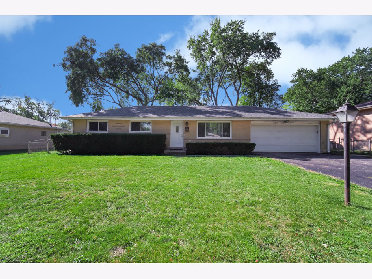 Homes For Rent Pinehurst Manor Palatine Illinois, 879 Holly