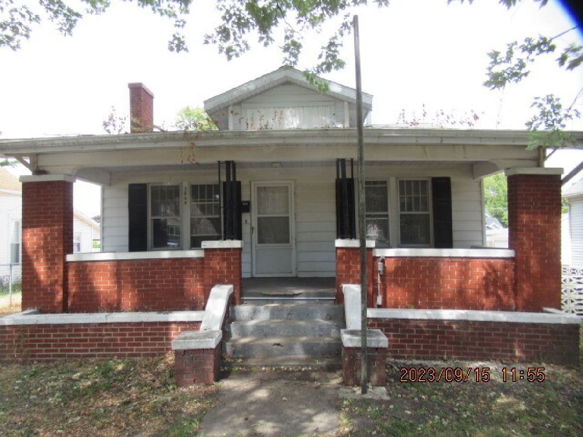  For Sale Mattoon Illinois, 2808 Prairie Avenue