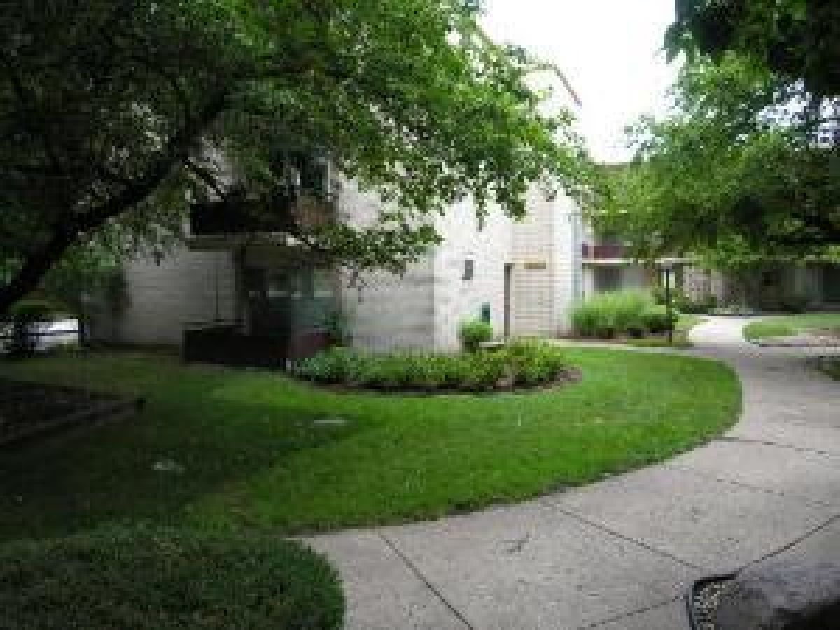  For Sale Blue Island Illinois, 12558 Fairview Avenue