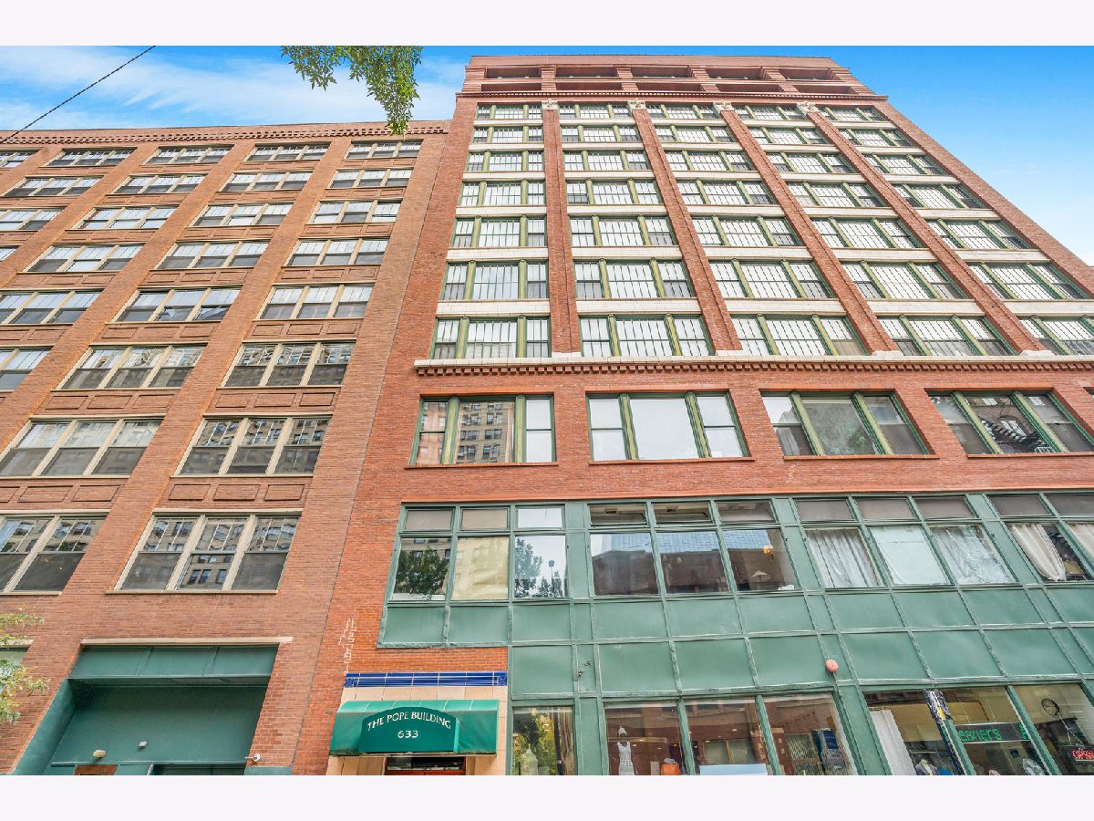  Sold Chicago Illinois, 633 Plymouth