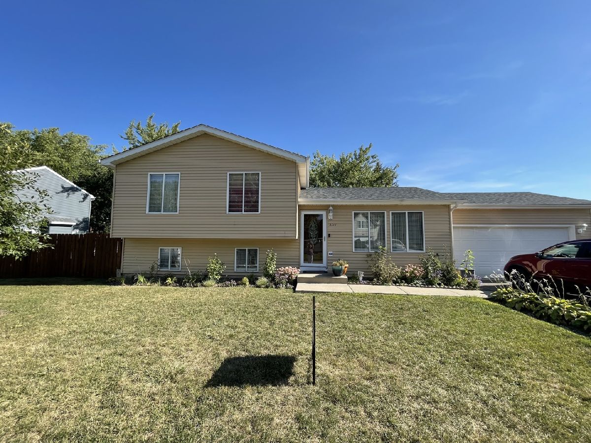  For Sale Zion Illinois, 3717 Willow Crest Drive
