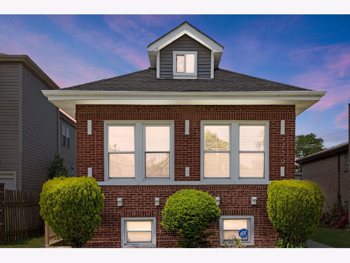 Homes For Sale Park Manor Chicago Illinois, 7720 Prairie Avenue