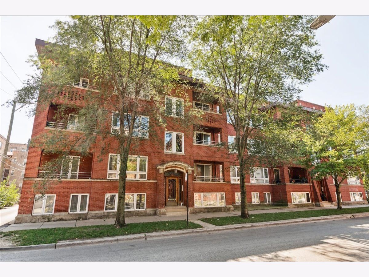  For Sale Chicago Illinois, 1057 Thorndale Avenue