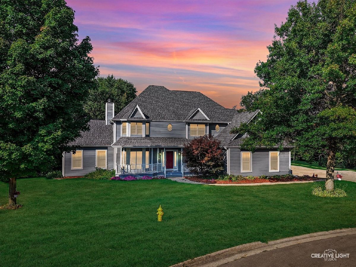  Sold Dixon Illinois, 301 Fieldstone