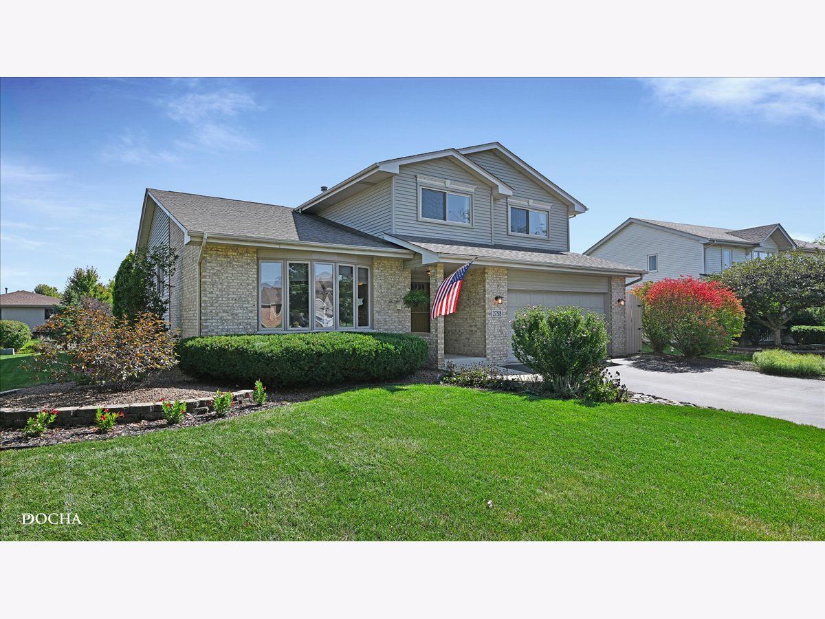 Homes & Townhomes For Sale Bluestone Bay New Lenox Illinois, 2758 Bluestone Bay Drive