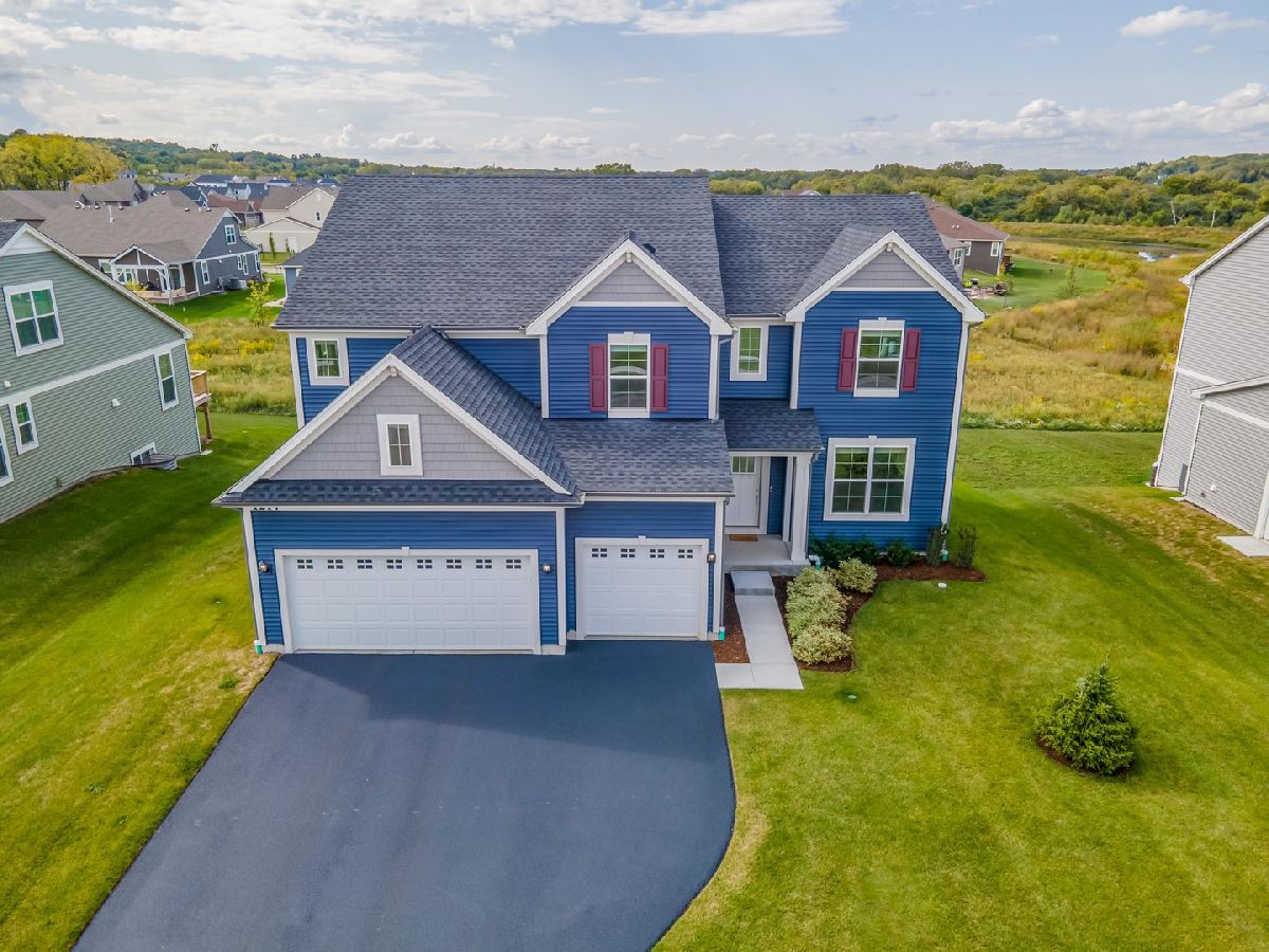 Homes & Condos & Townhomes For Sale Woodlore Estates Crystal Lake Illinois, 1214 Buckeye Circle