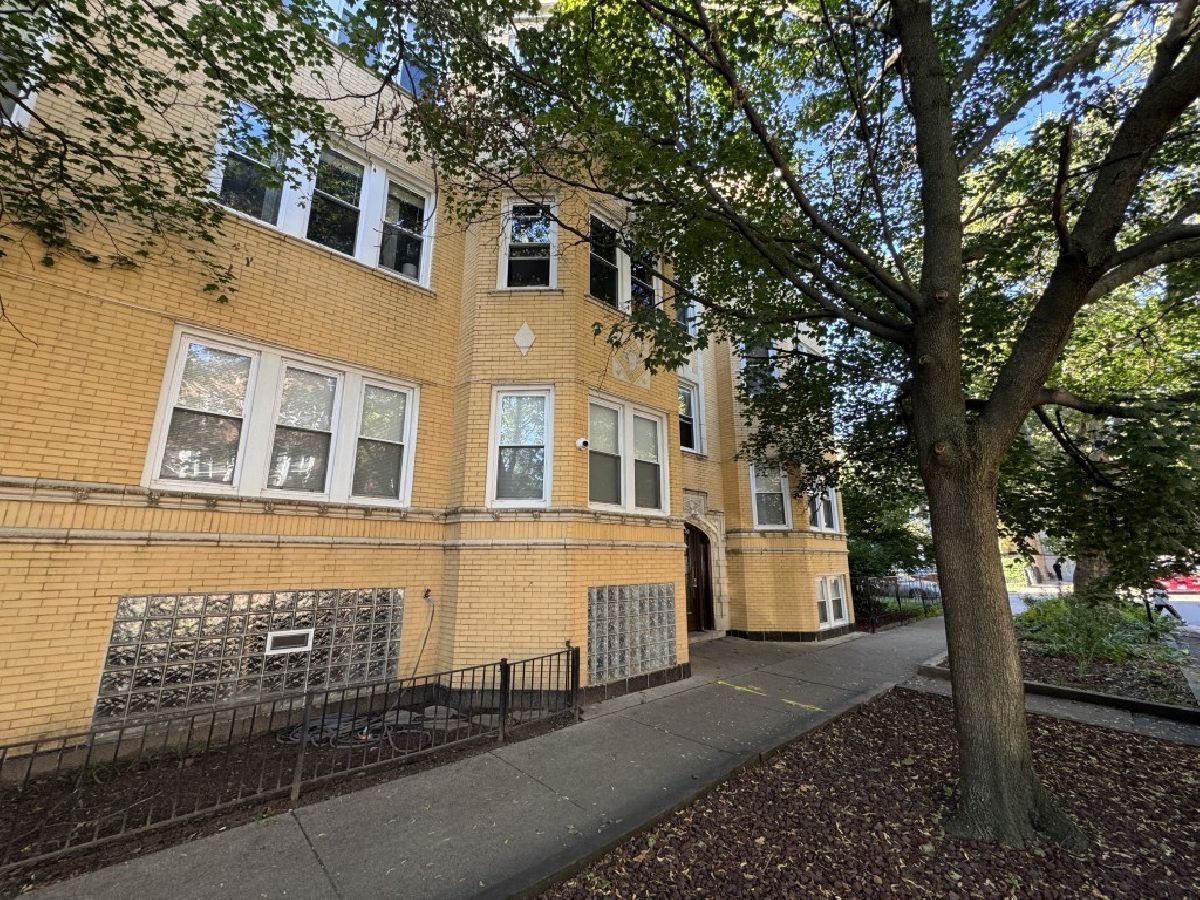  Rented Chicago Illinois, 2257 Rosemont