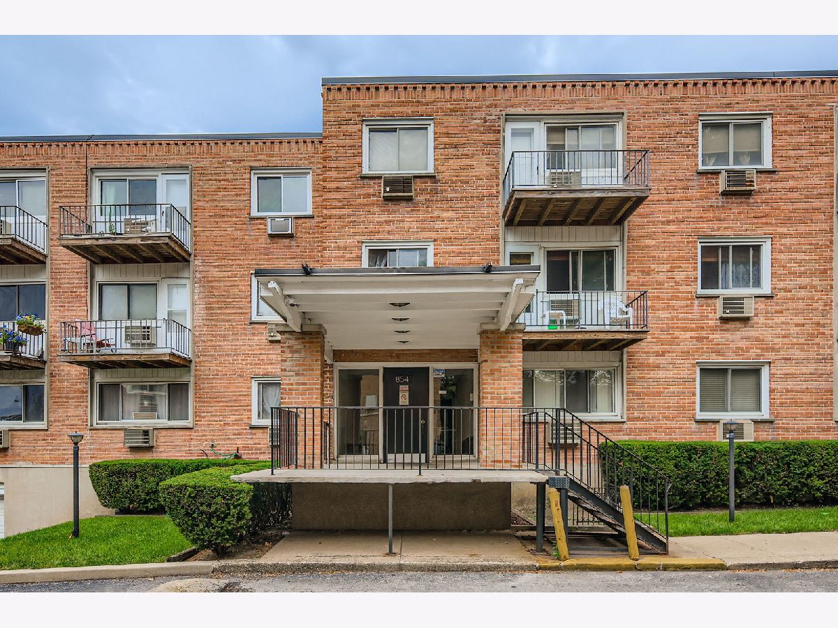  For Sale Skokie Illinois, 8541 Lotus Avenue