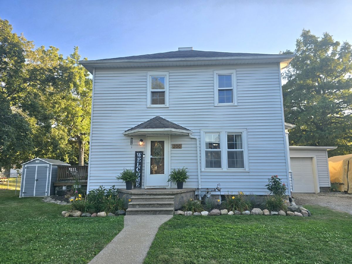  For Sale Ashkum Illinois, 200 Lake Street