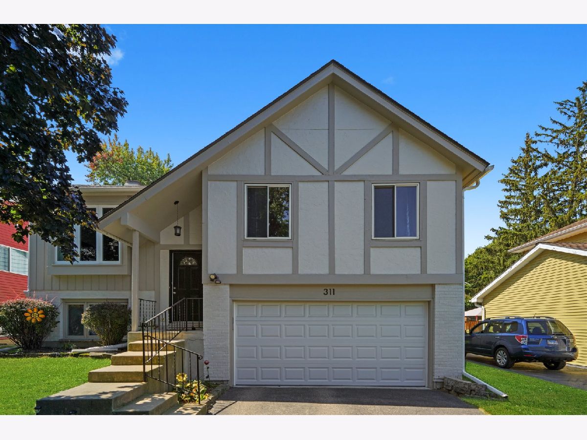  For Sale Libertyville Illinois, 311 Harding Avenue
