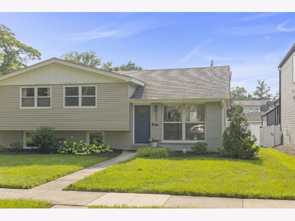  Rented Naperville Illinois, 823 Ellsworth