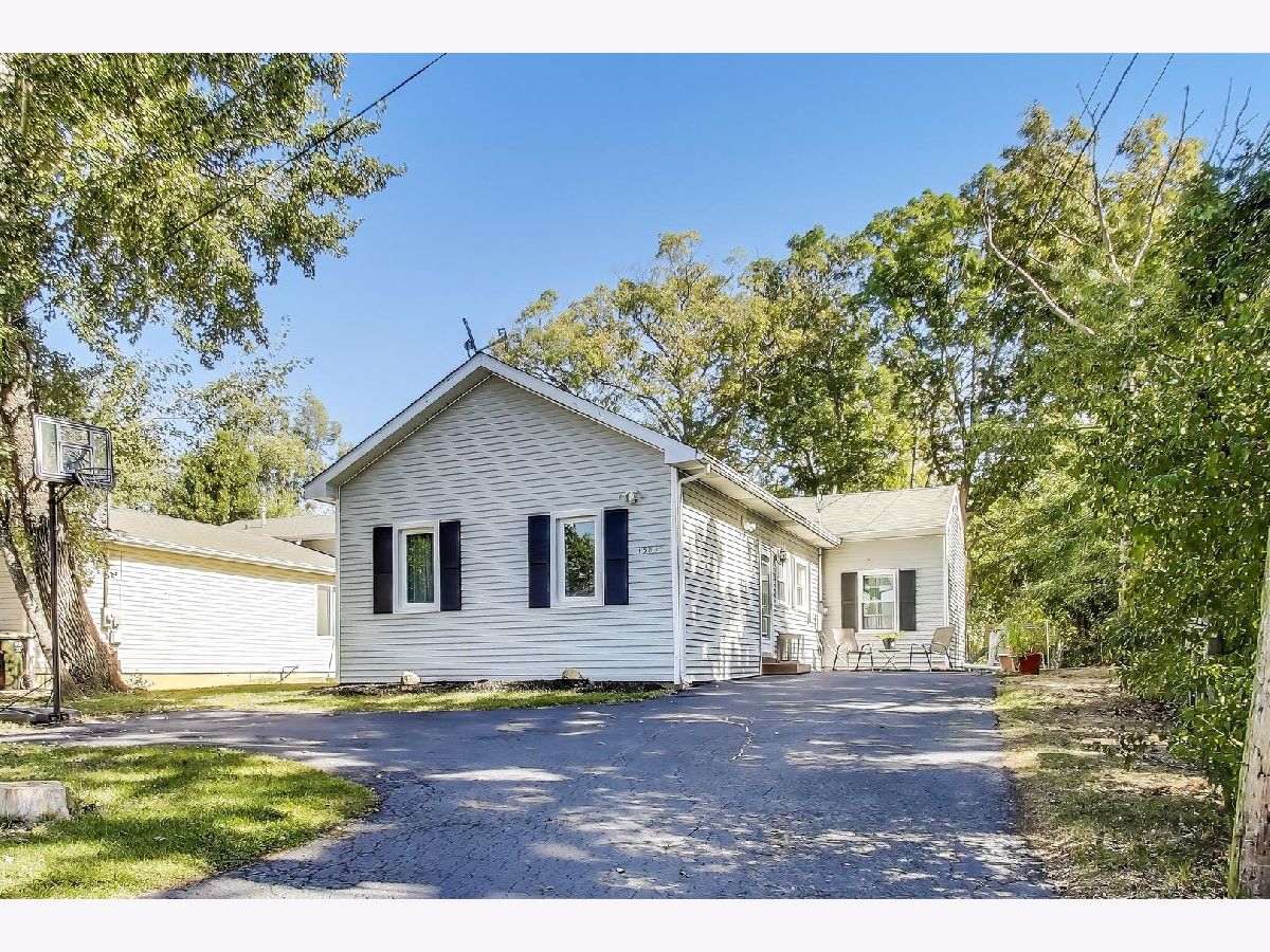  For Sale Ingleside Illinois, 35835 Benjamin Avenue