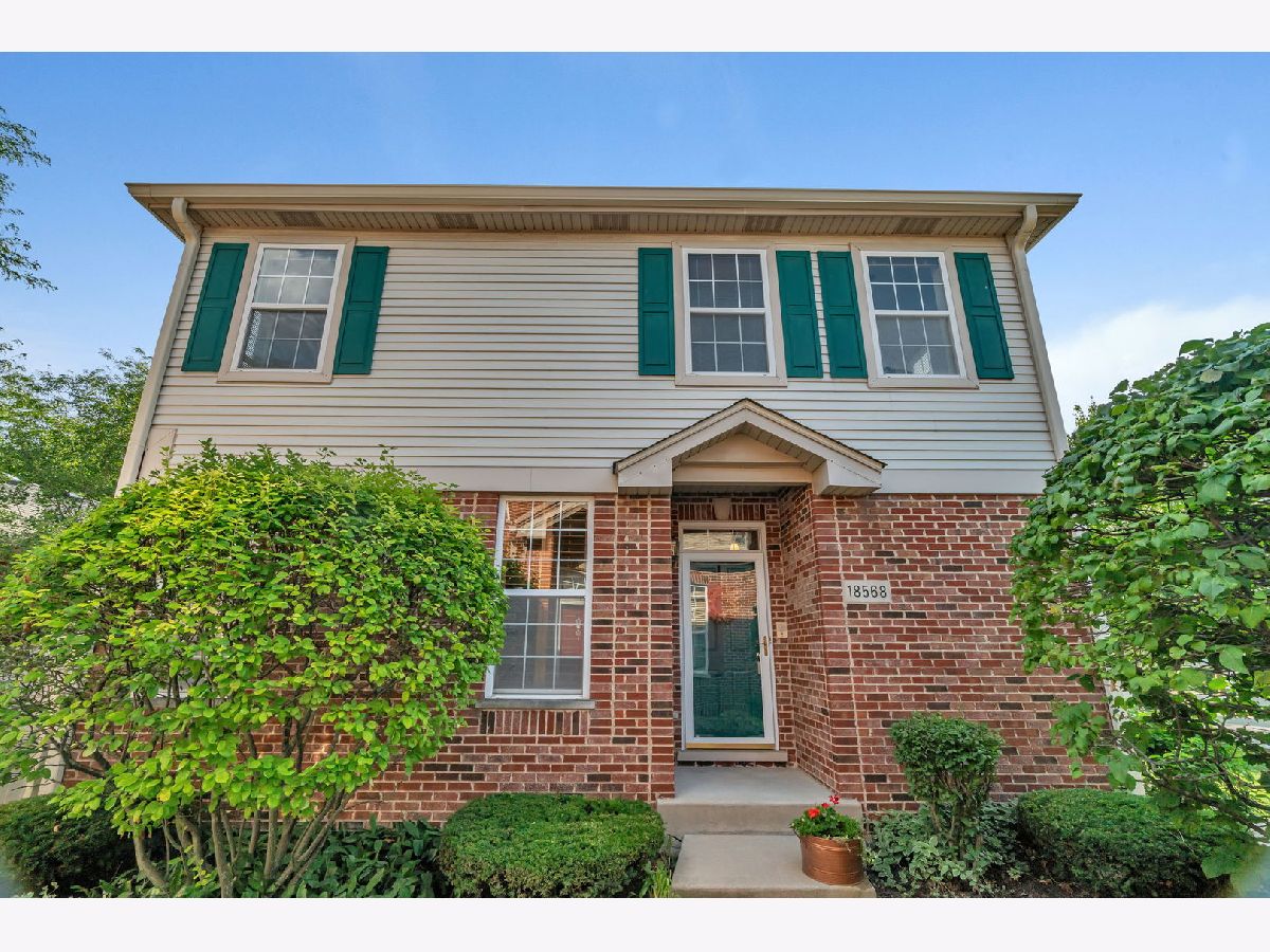Townhomes & Condos For Sale West Point Meadows Tinley Park Illinois, 18568 Point Drive