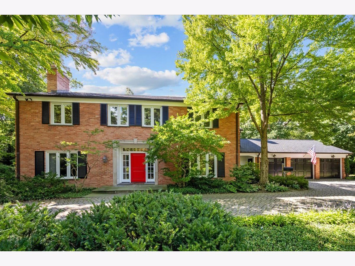  Sold Lake Forest Illinois, 945 Illinois