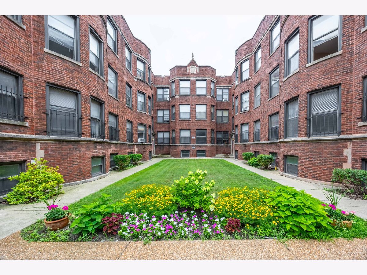 Rented Chicago Illinois, 7728 Marshfield