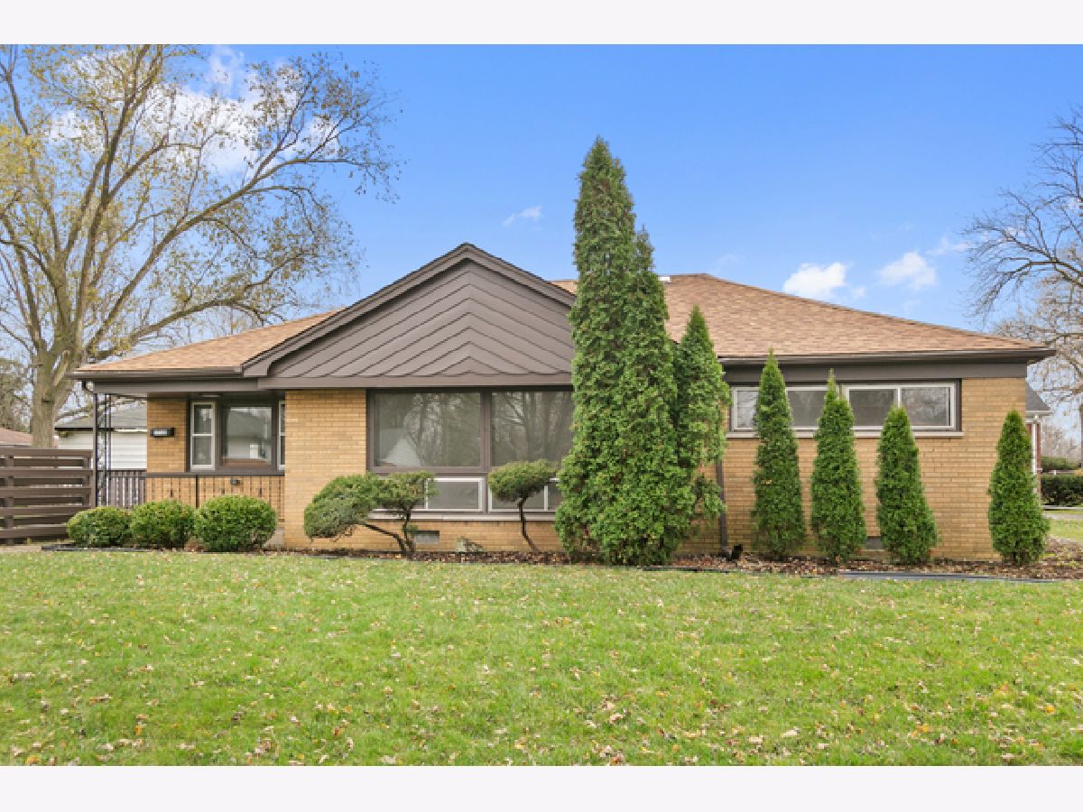  For Sale Hazel Crest Illinois, 17135 Highland Avenue