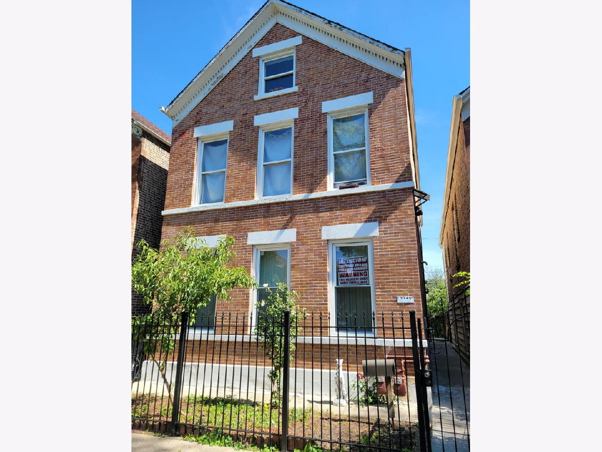Rented Chicago Illinois, 2741 Trumbull