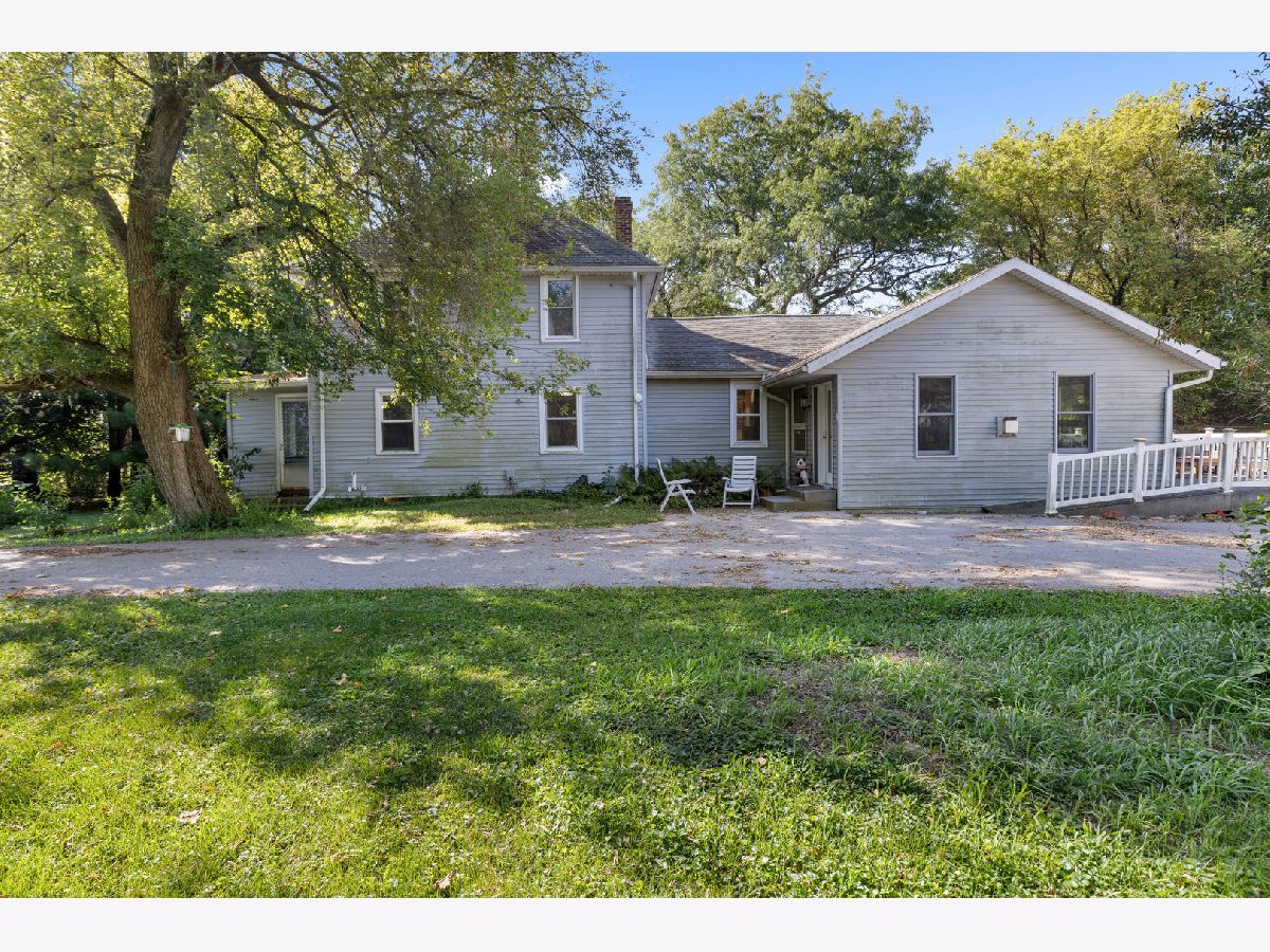  For Sale Beloit Wisconsin, 1610 Town Hall Road