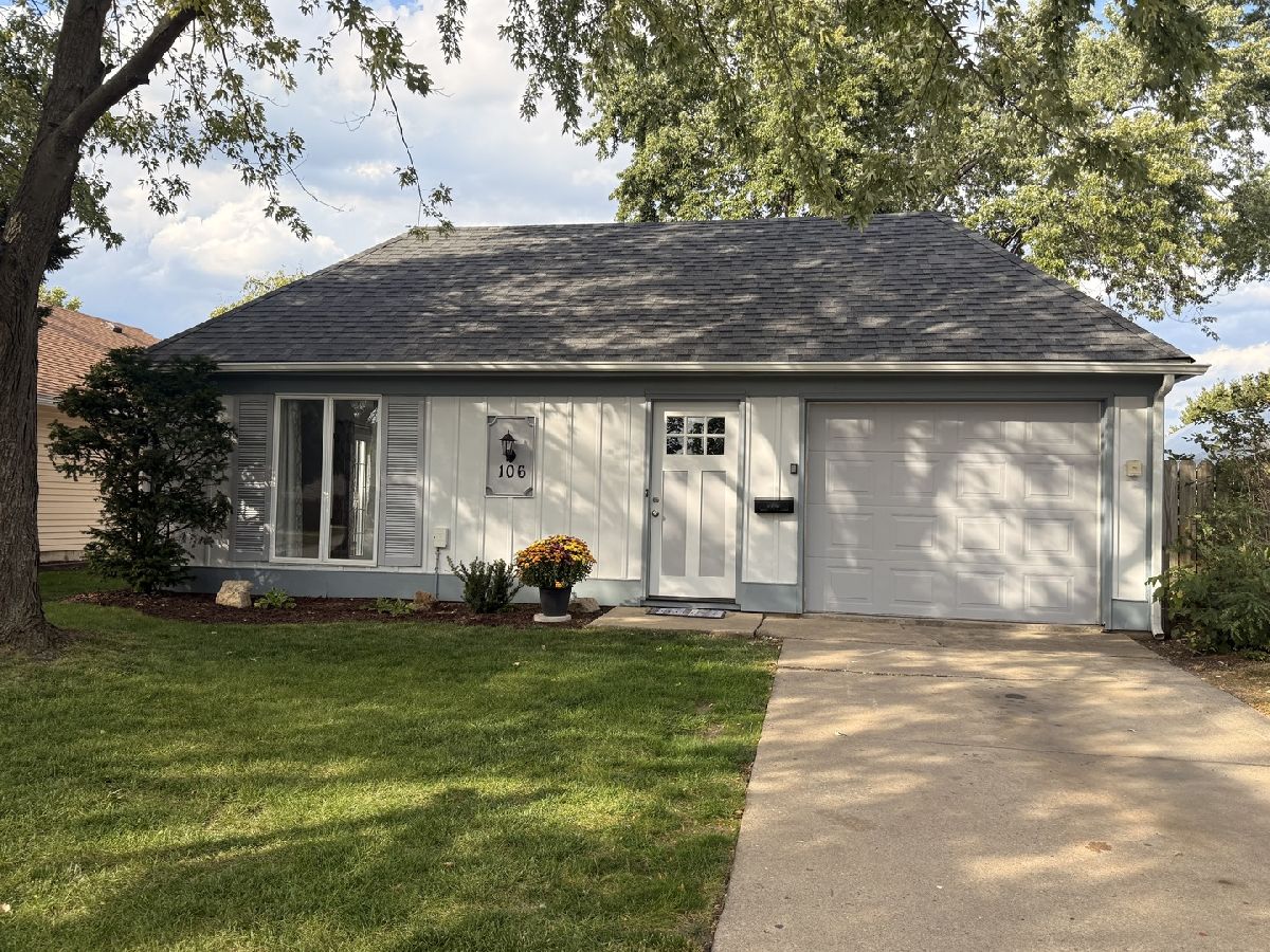 Homes & Townhomes For Sale Boulder Hill Montgomery Illinois, 106 Braeburn Road