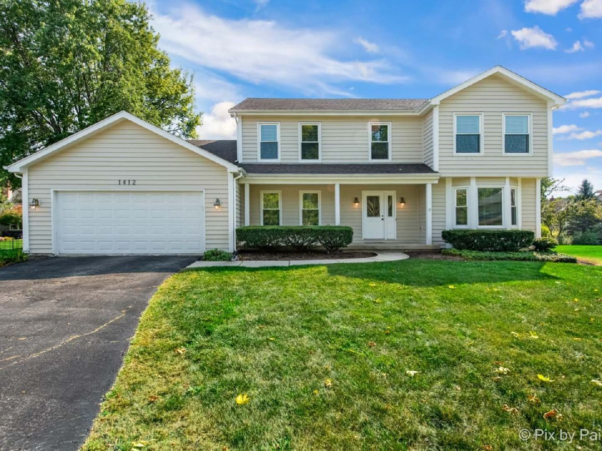 Homes Rented West Wind Naperville Illinois, 1412 Rolling Grove
