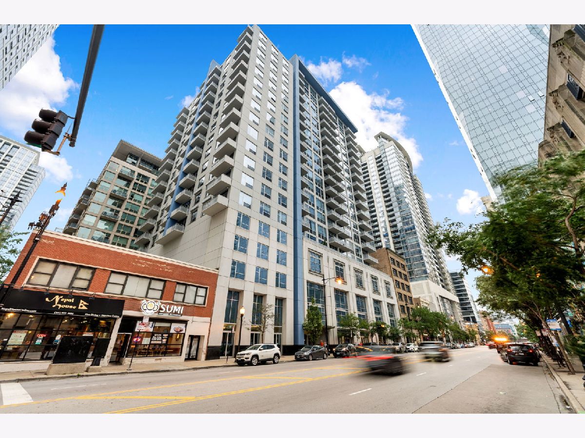  For Sale Chicago Illinois, 1305 Michigan Avenue