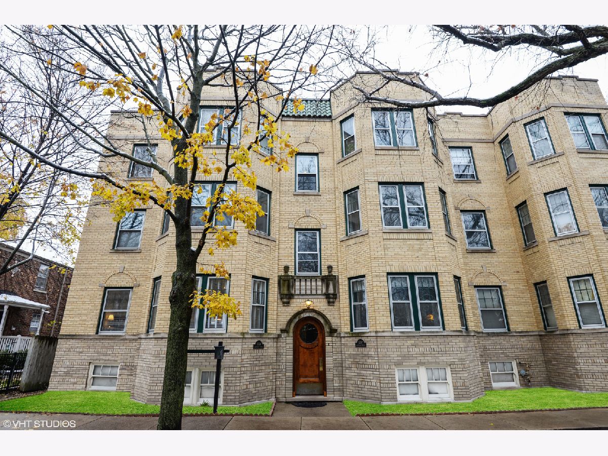  Rented Evanston Illinois, 1009 Greenleaf