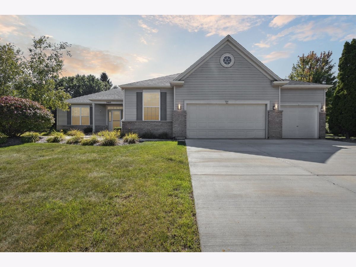  Rented Carpentersville Illinois, 3403 Green Pastures