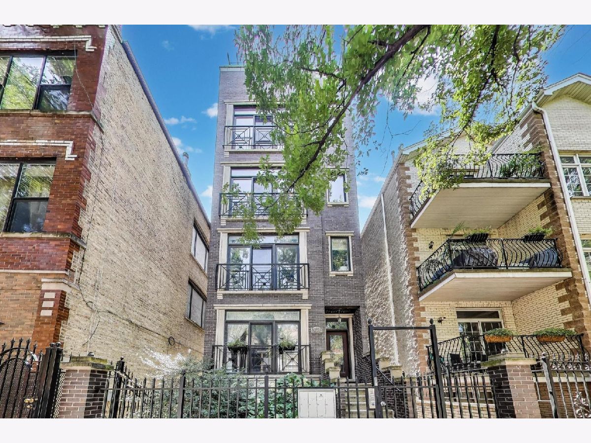  Sold Chicago Illinois, 1523 Thomas