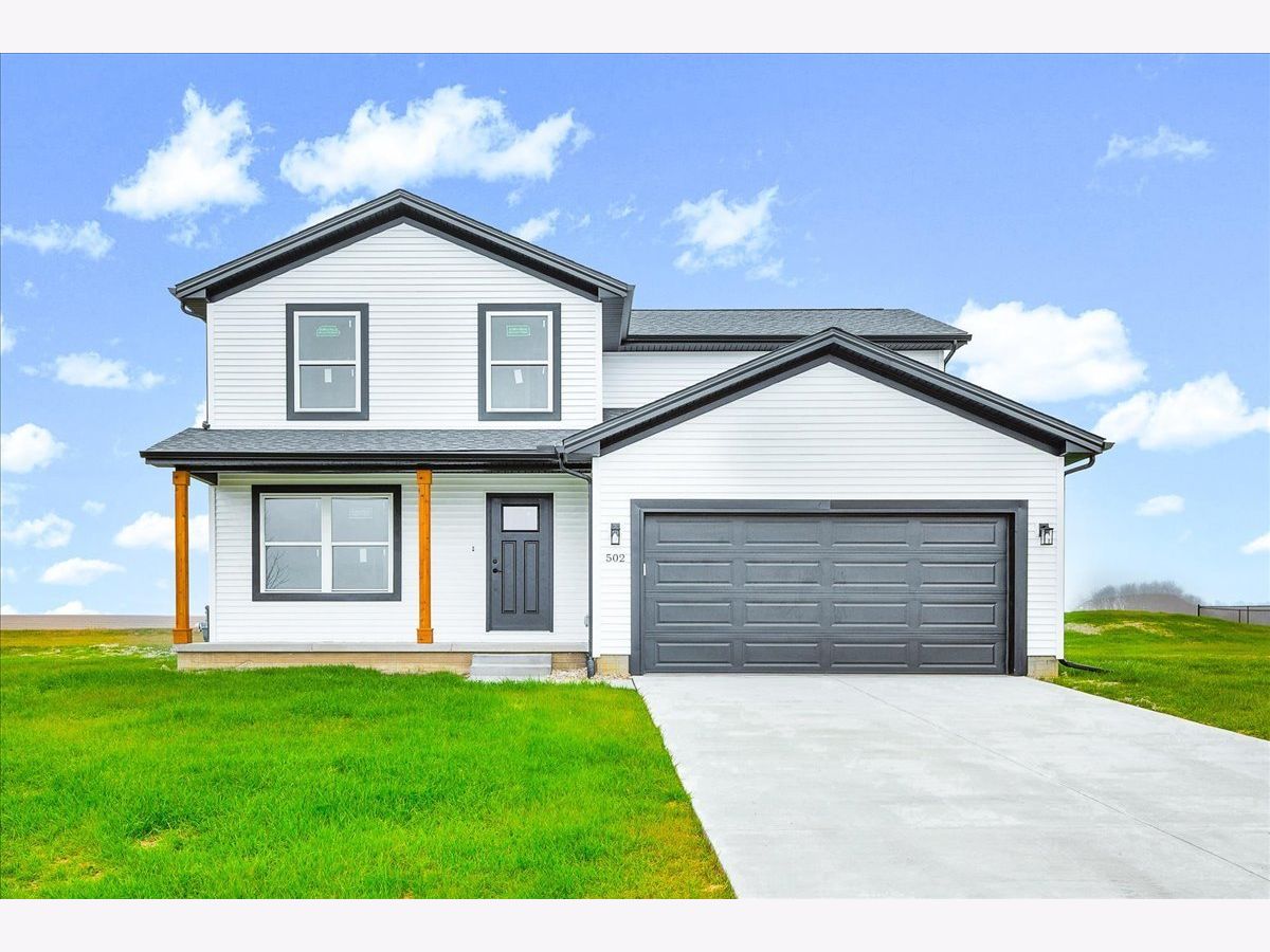  For Sale Carlock Illinois, 502 Travis Drive