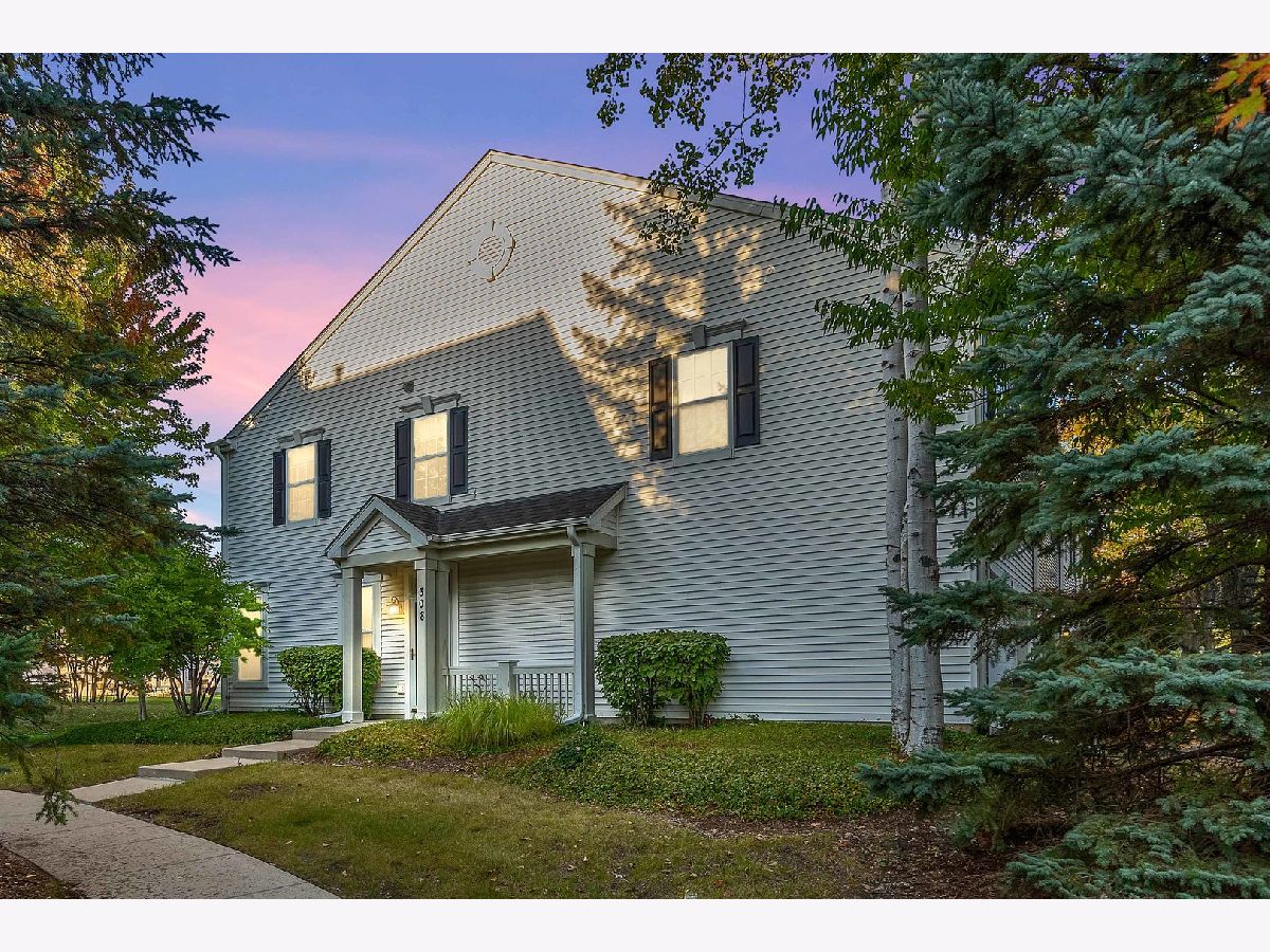  For Sale Round Lake Illinois, 308 Fieldstone Court