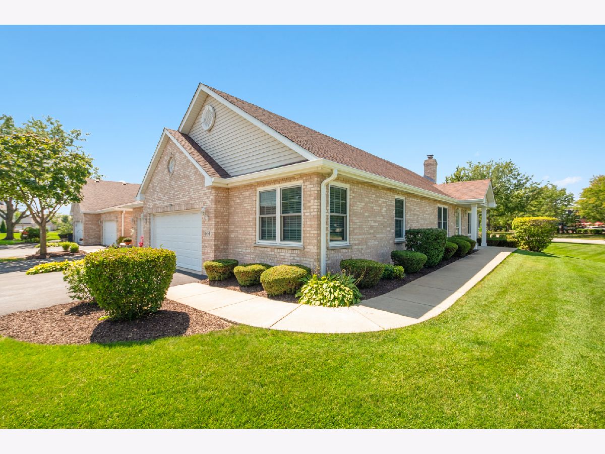 Homes & Townhomes For Sale Bluestone Bay New Lenox Illinois, 651 Schooner Drive