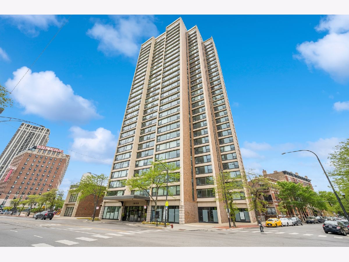  Sold Chicago Illinois, 1850 Clark