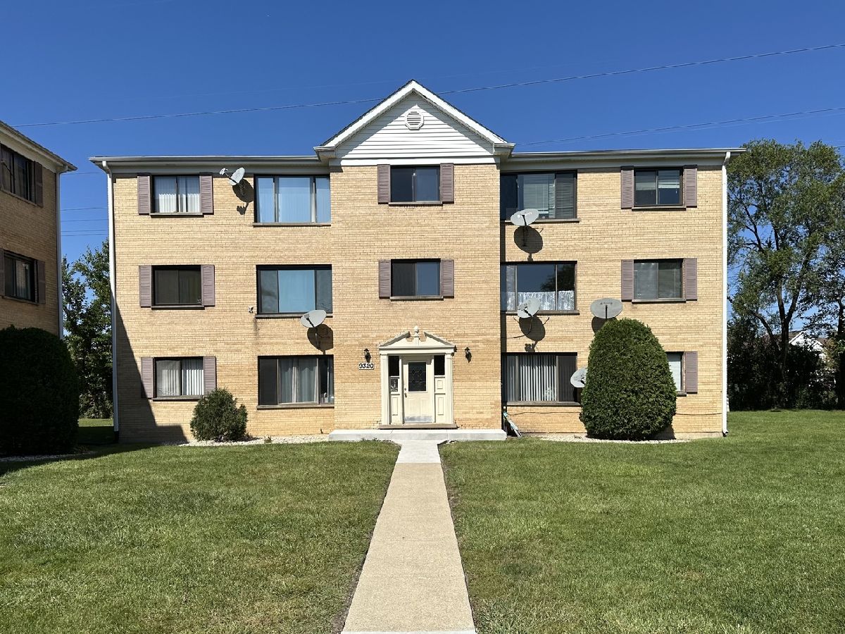  For Rent Des Plaines Illinois, 9320 Hamilton