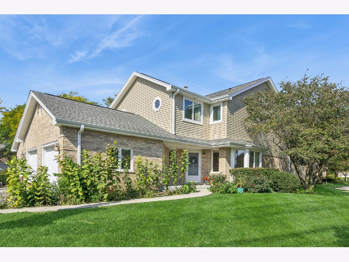  For Sale Orland Park Illinois, 17292 Lakebrook Drive