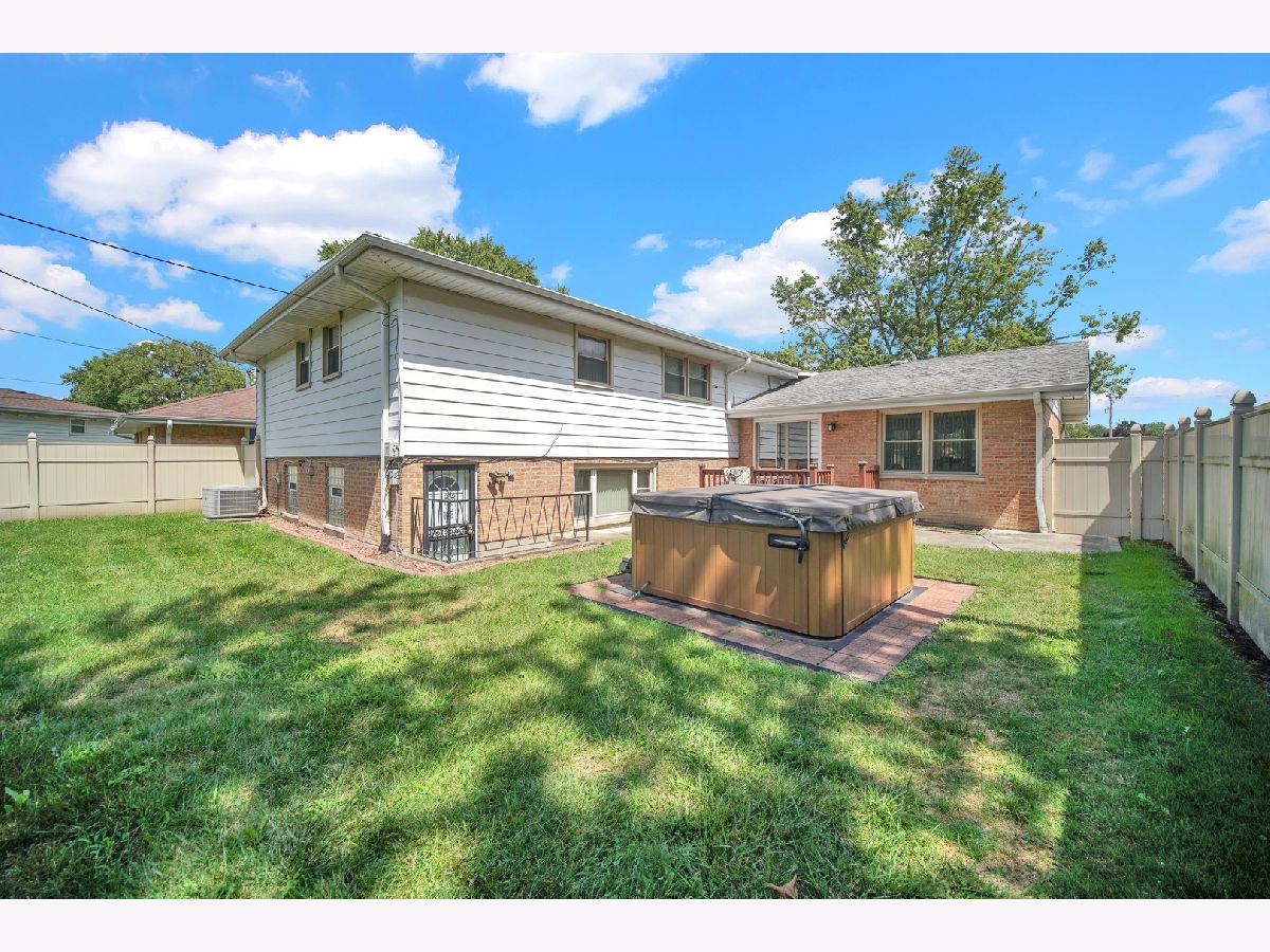  For Sale South Holland Illinois, 17106 Ingleside Avenue