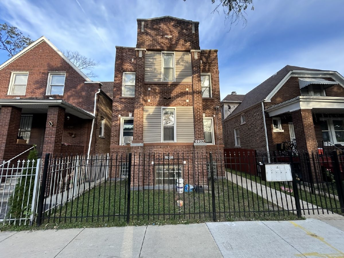 Rented Chicago Illinois, 6403 Campbell