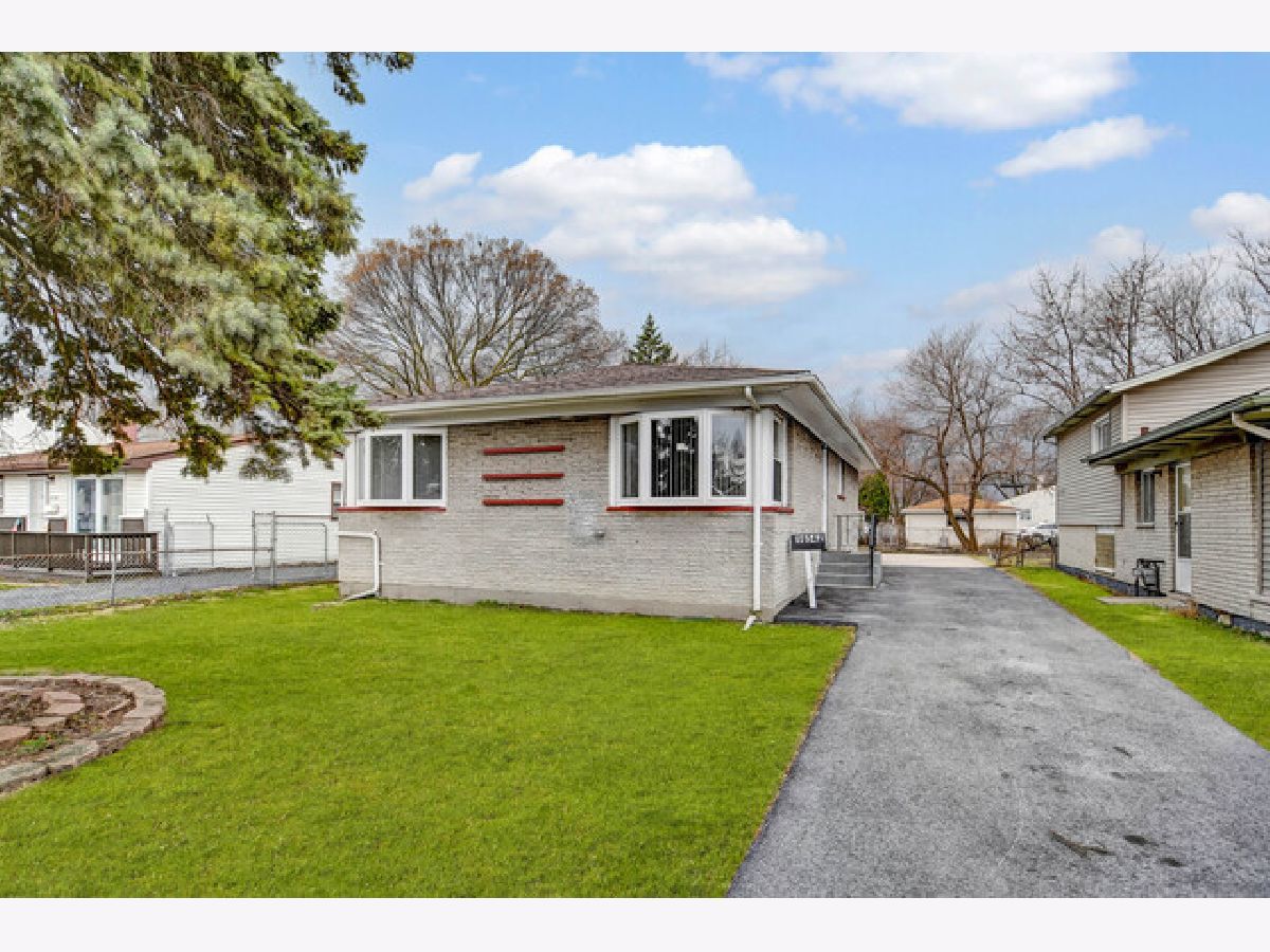  For Rent Markham Illinois, 16542 Paulina