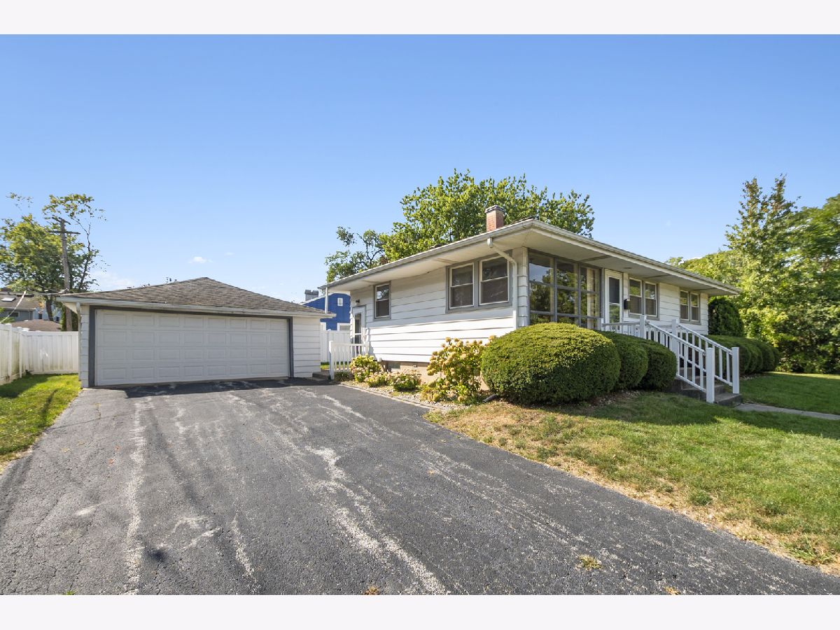  For Sale Homewood Illinois, 18314 Dundee Avenue